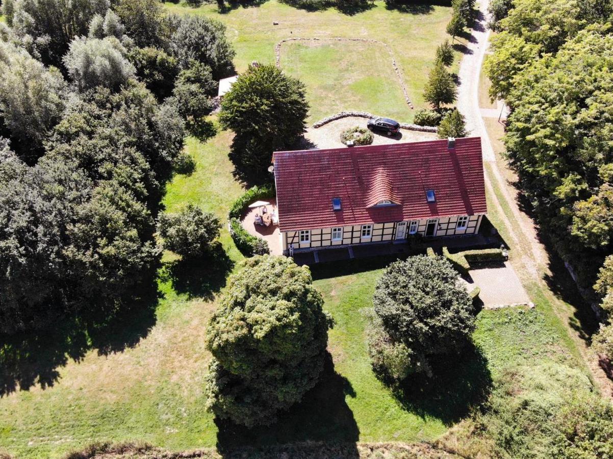 Altes Pastorat Schwichtenberg Borrentin Exterior photo
